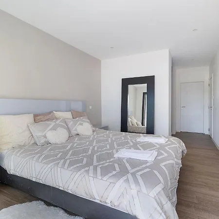 Valentina Luxury With Private Pool And Air Con