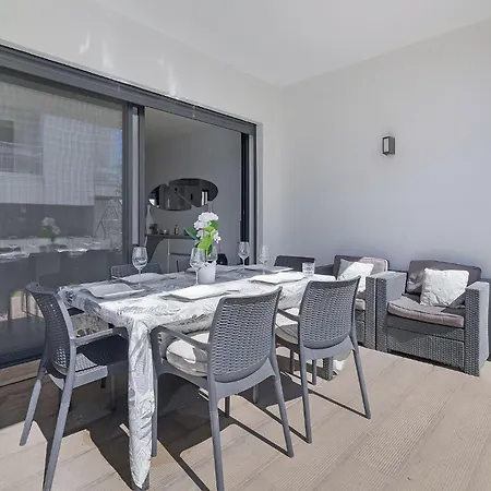 Villa Valentina Luxury With Private Pool And Air Con